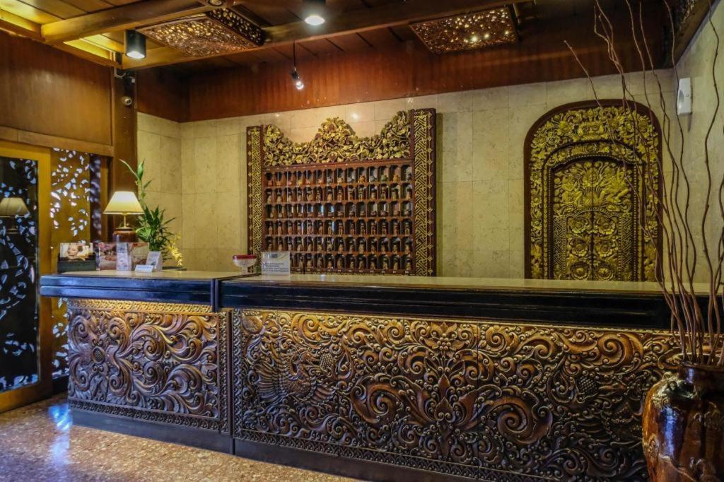 Puri Artha Hotel Γιογκιακάρτα Εξωτερικό φωτογραφία