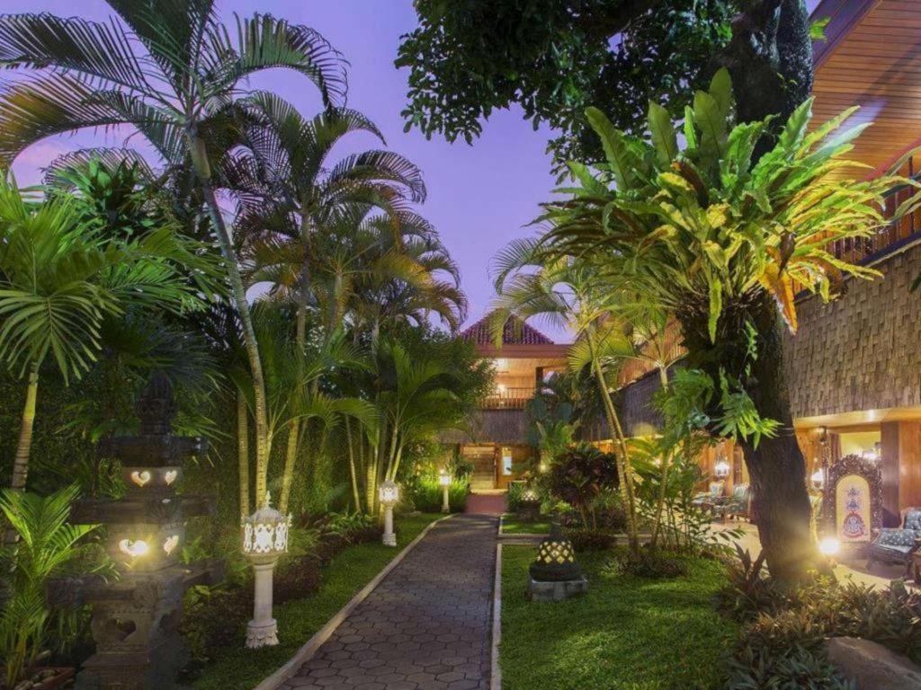 Puri Artha Hotel Γιογκιακάρτα Εξωτερικό φωτογραφία