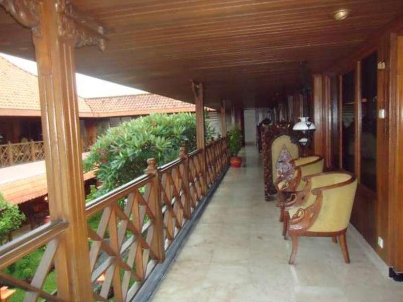 Puri Artha Hotel Γιογκιακάρτα Εξωτερικό φωτογραφία