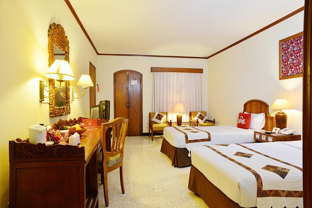 Puri Artha Hotel Γιογκιακάρτα Εξωτερικό φωτογραφία