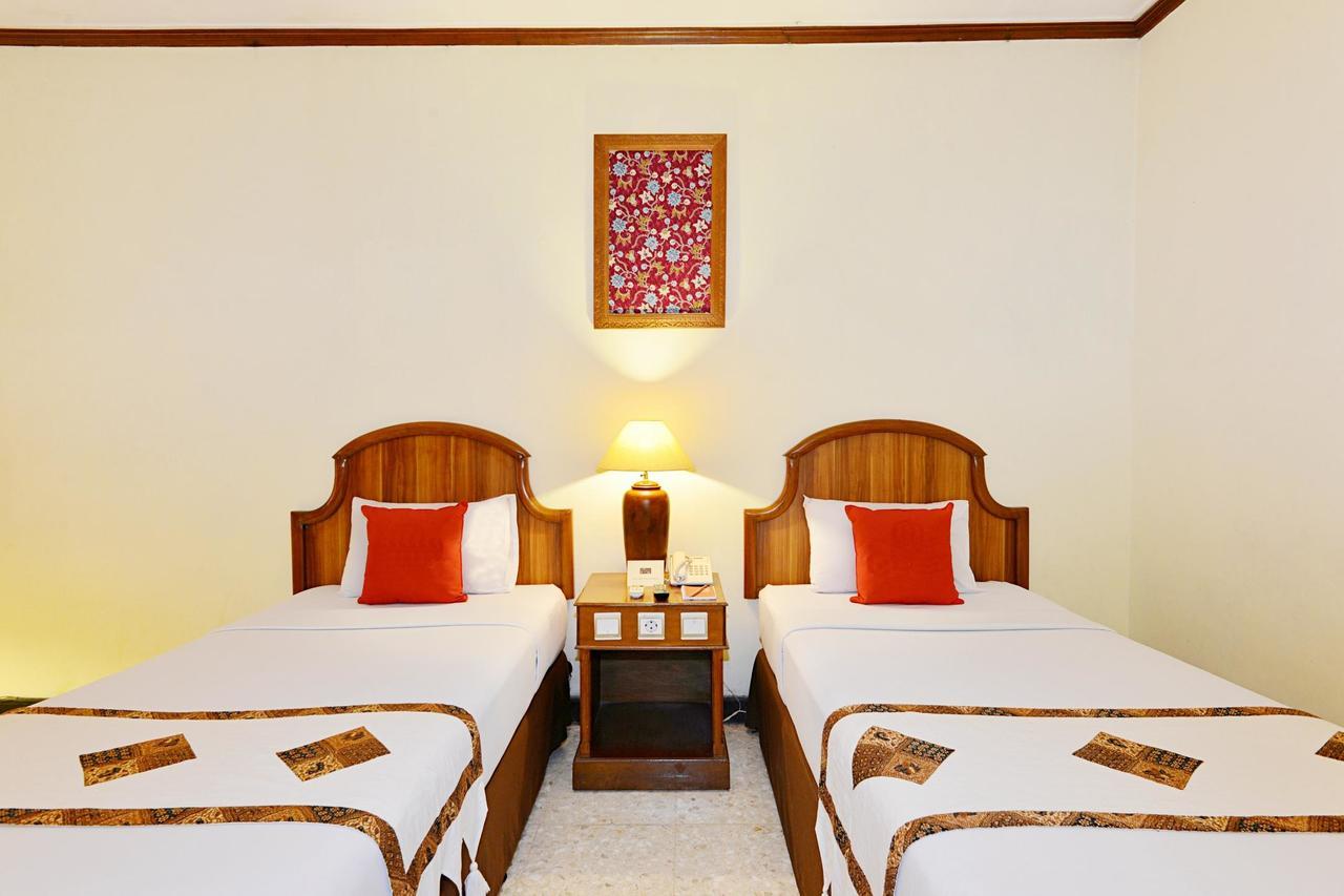 Puri Artha Hotel Γιογκιακάρτα Εξωτερικό φωτογραφία
