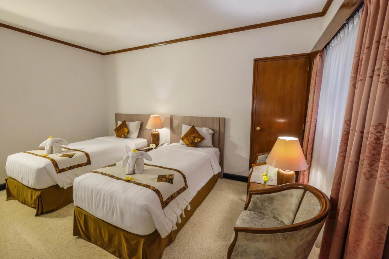 Puri Artha Hotel Γιογκιακάρτα Εξωτερικό φωτογραφία