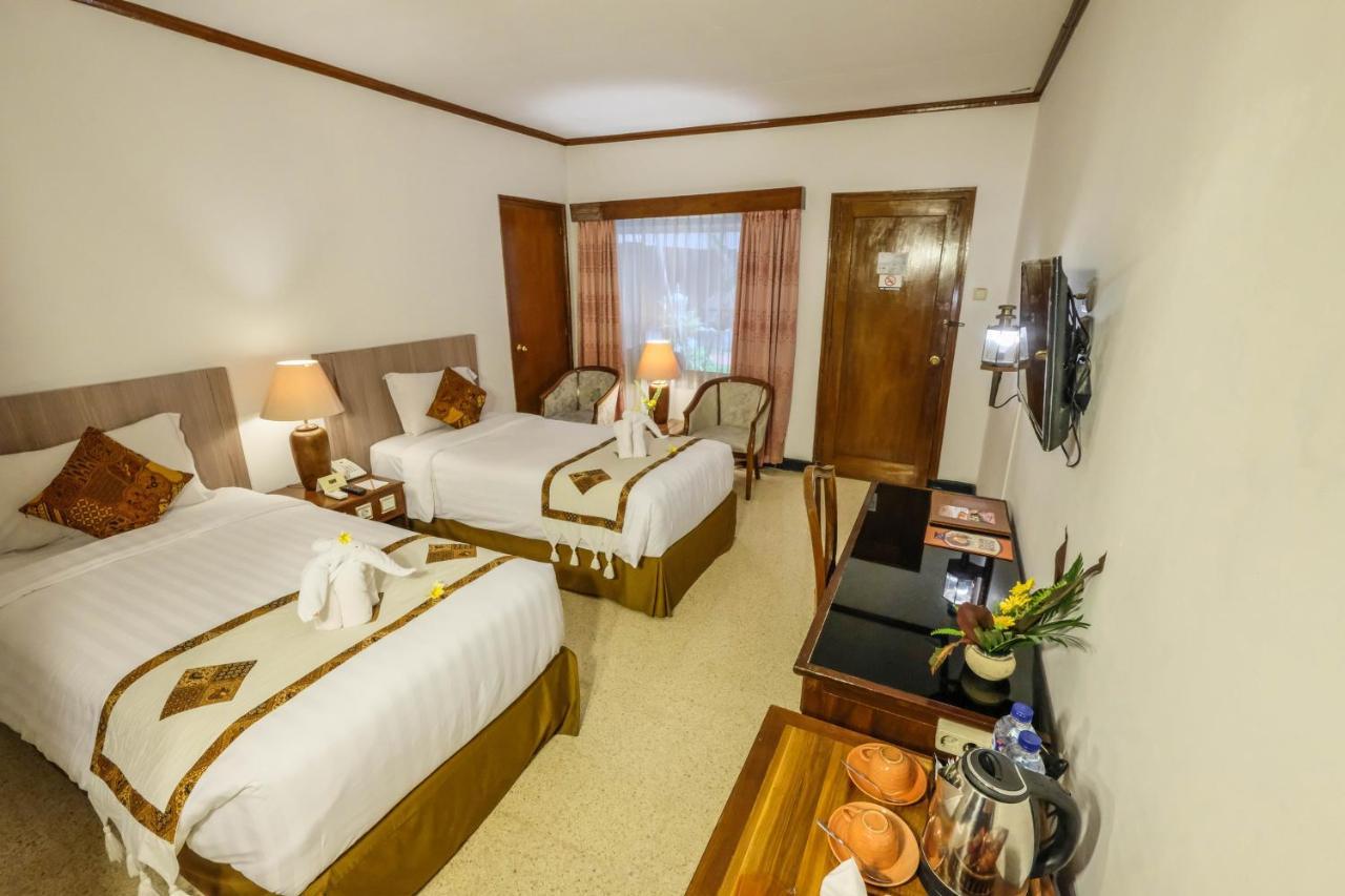Puri Artha Hotel Γιογκιακάρτα Εξωτερικό φωτογραφία