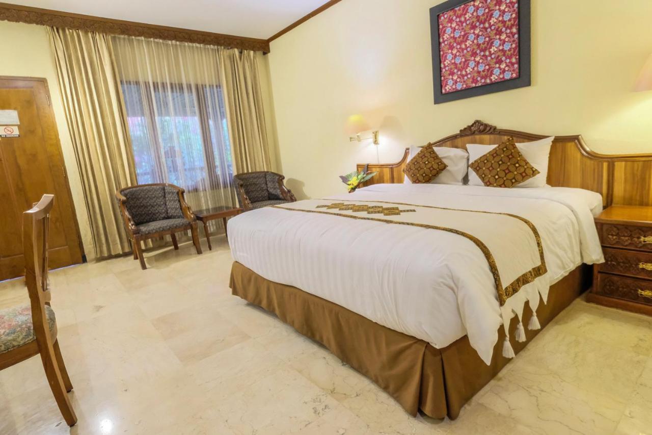 Puri Artha Hotel Γιογκιακάρτα Εξωτερικό φωτογραφία