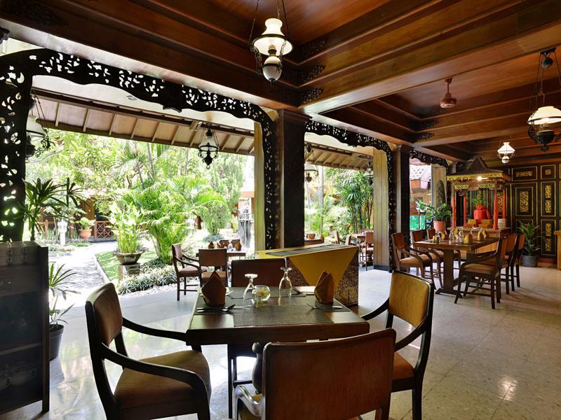 Puri Artha Hotel Γιογκιακάρτα Εξωτερικό φωτογραφία