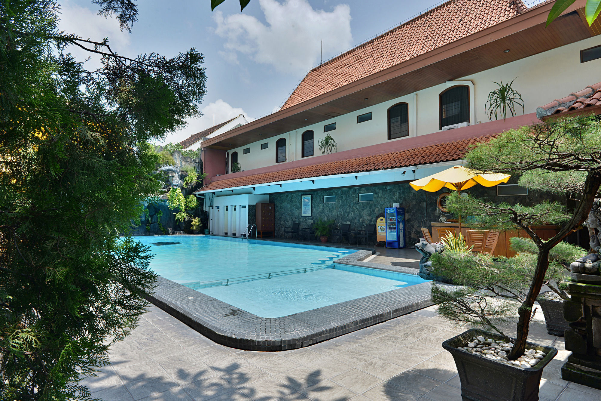 Puri Artha Hotel Γιογκιακάρτα Εξωτερικό φωτογραφία